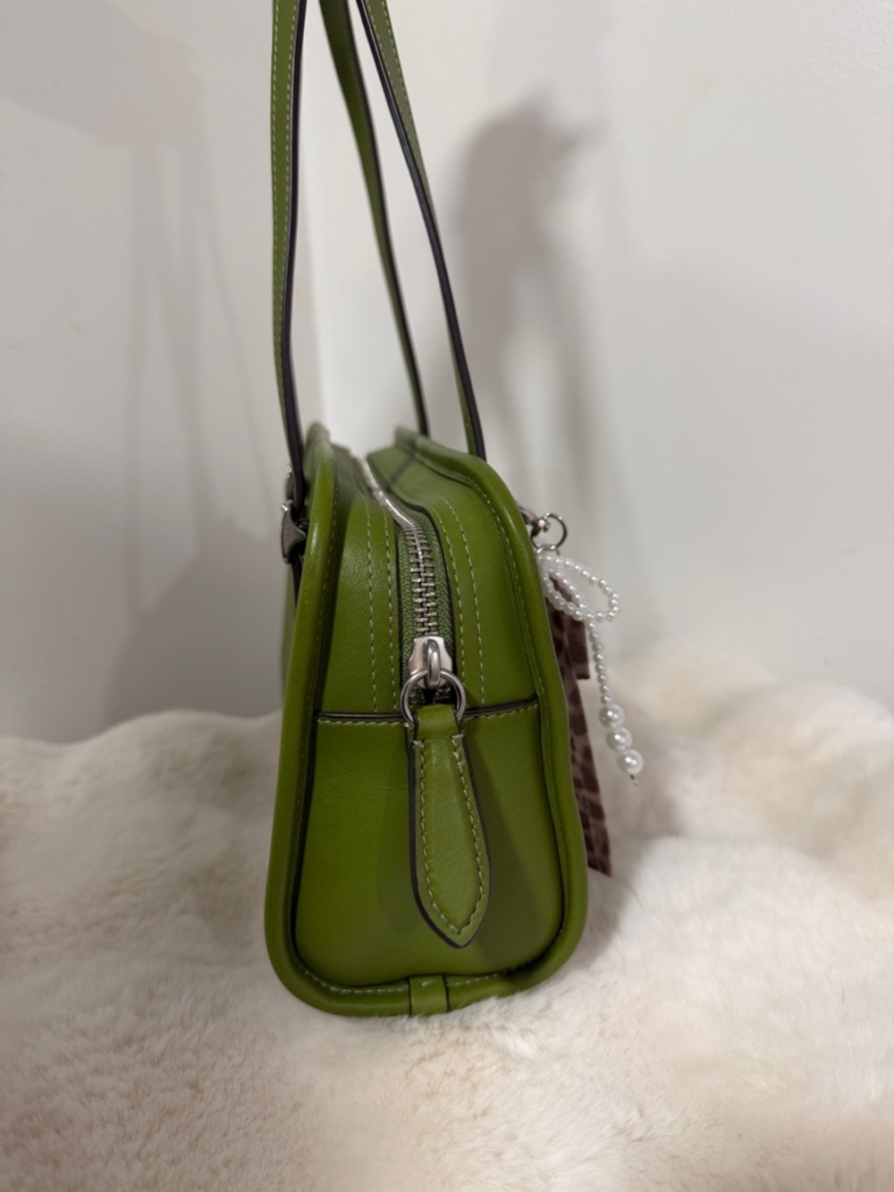 Coach Dark Lime Green Leather
Swing Zip Shoulder Bag - Picture 5 of 6